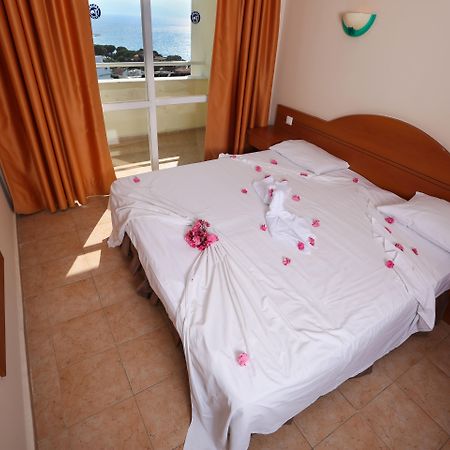 Tuntas Family Suites Kusadasi Bagian luar foto