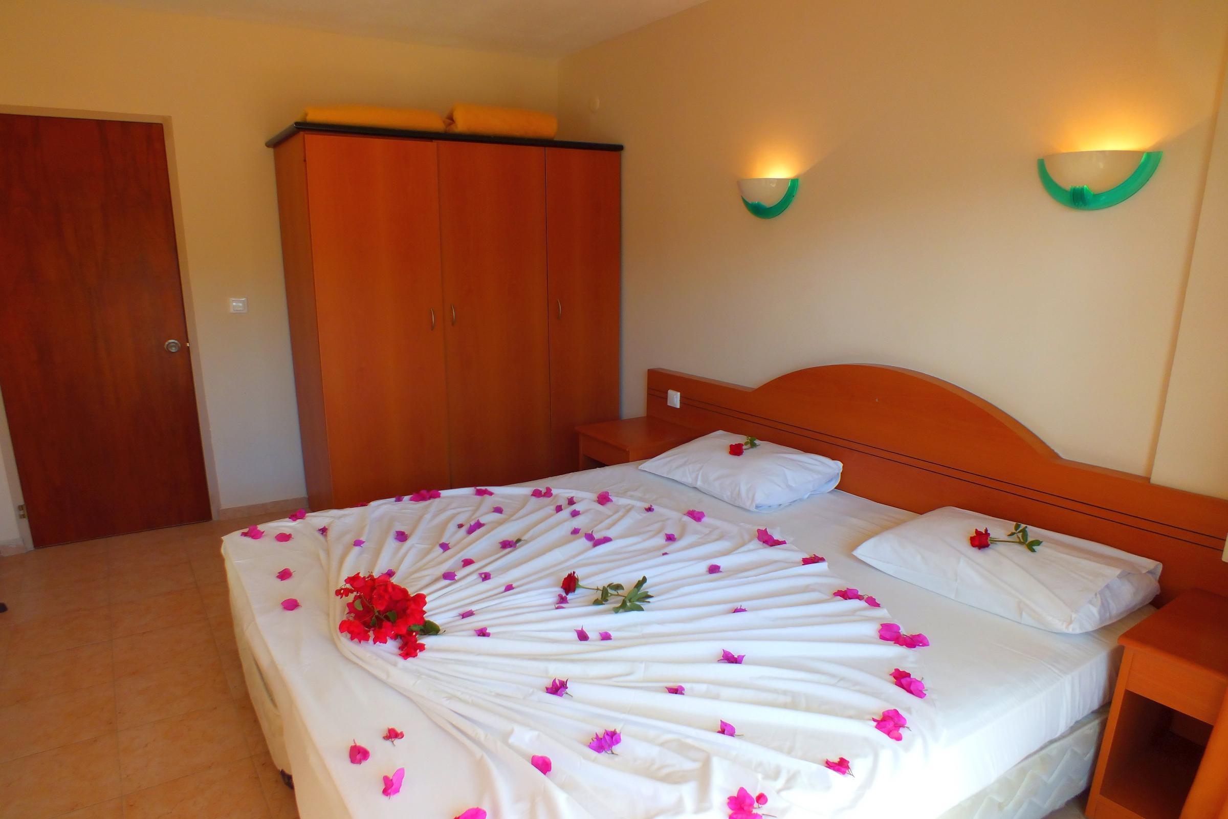 Tuntas Family Suites Kusadasi Bagian luar foto