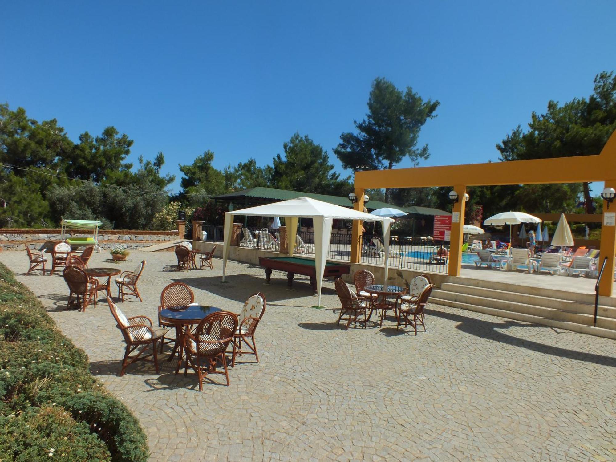 Tuntas Family Suites Kusadasi Bagian luar foto
