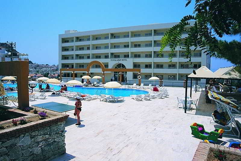 Tuntas Family Suites Kusadasi Bagian luar foto
